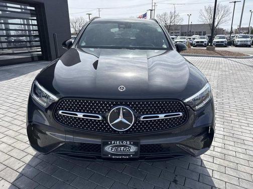 2025 Mercedes-Benz GLC 300 4MATIC