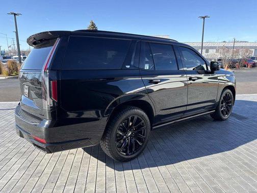 2023 Cadillac Escalade Sport
