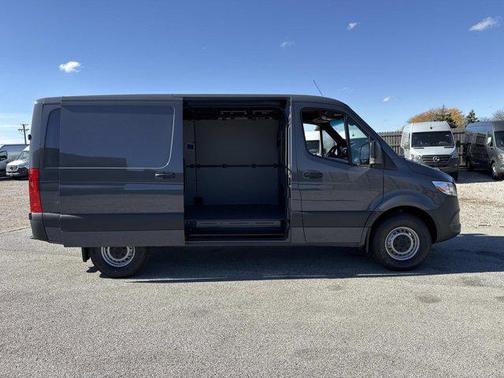 2026 Mercedes-Benz Sprinter 2500 Standard Roof