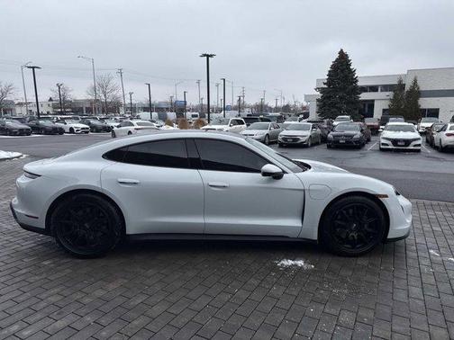 2021 Porsche Taycan Base