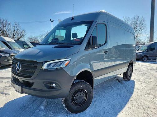 2025 Mercedes-Benz Sprinter 2500 Standard Roof