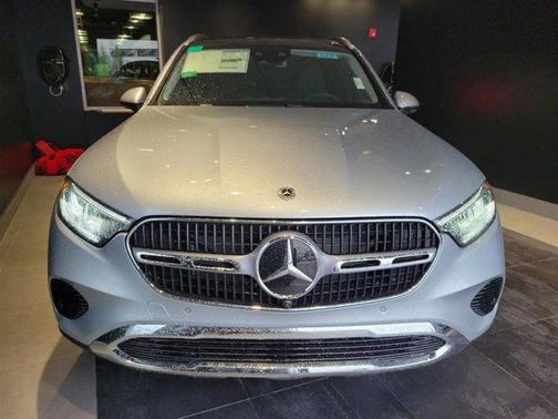 2025 Mercedes-Benz GLC 350e Base