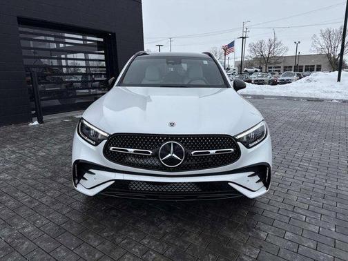 2025 Mercedes-Benz GLC 300 4MATIC