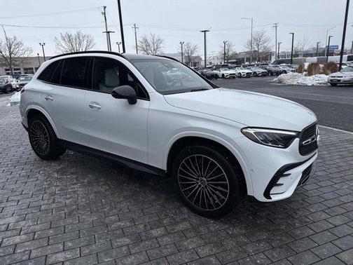 2025 Mercedes-Benz GLC 300 4MATIC
