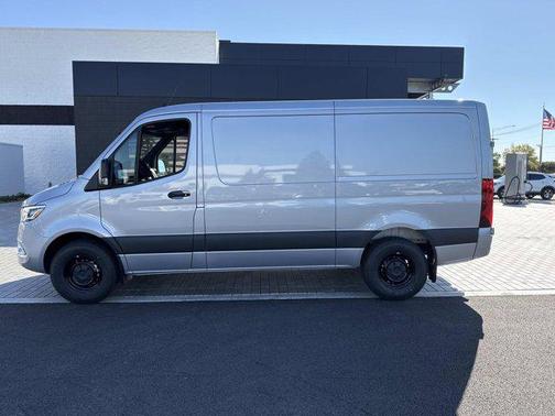 2025 Mercedes-Benz Sprinter 2500 Standard Roof