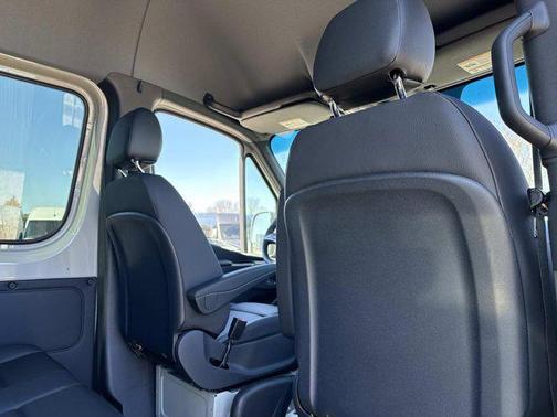 2026 Mercedes-Benz Sprinter 2500 Standard Roof