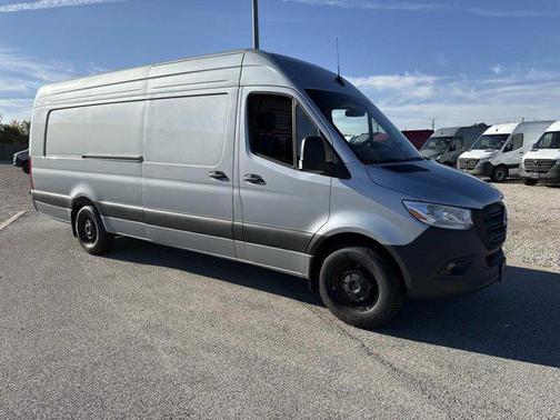 2025 Mercedes-Benz Sprinter 2500 High Roof
