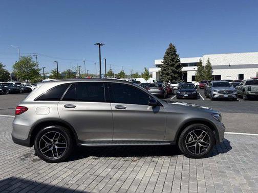 Mojave Silver Metallic 2019 Mercedes-Benz GLC 300 4MATIC