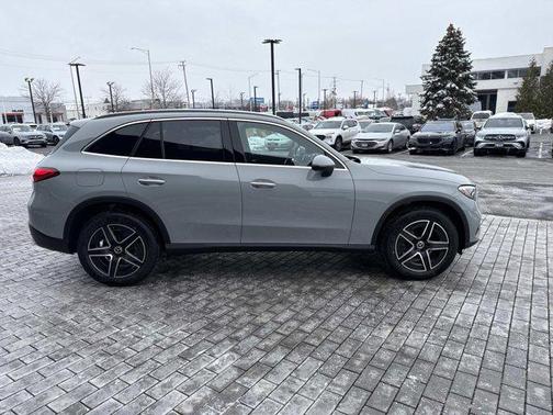 2026 Mercedes-Benz GLC 300 4MATIC
