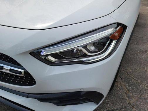 2021 Mercedes-Benz GLA 250 Base 4MATIC