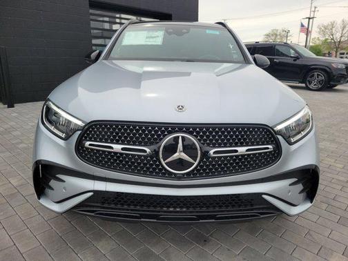 2025 Mercedes-Benz GLC 350e Base