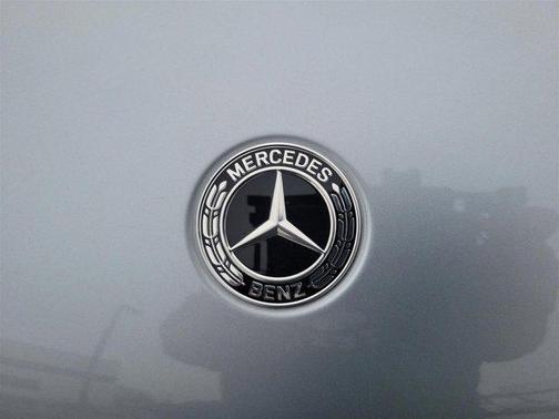 2025 Mercedes-Benz GLC 350e Base