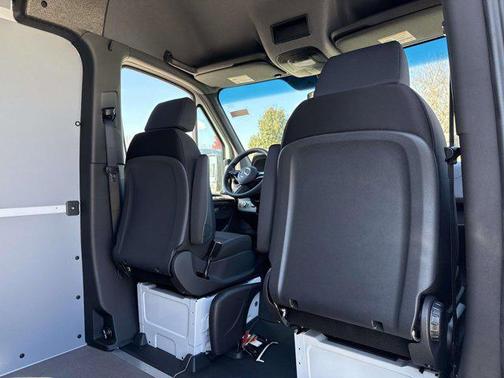 2026 Mercedes-Benz Sprinter 2500 High Roof