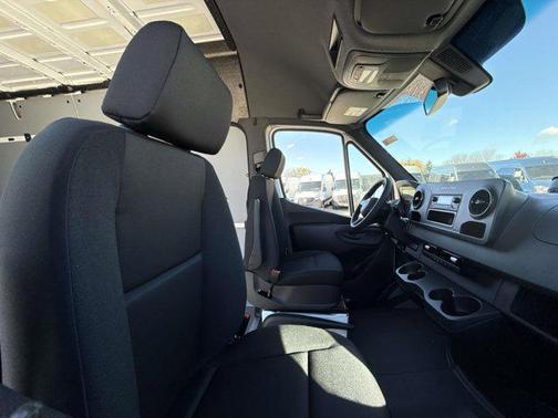 2026 Mercedes-Benz Sprinter 2500 High Roof