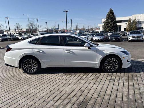 2021 Hyundai SONATA Limited 2.0T