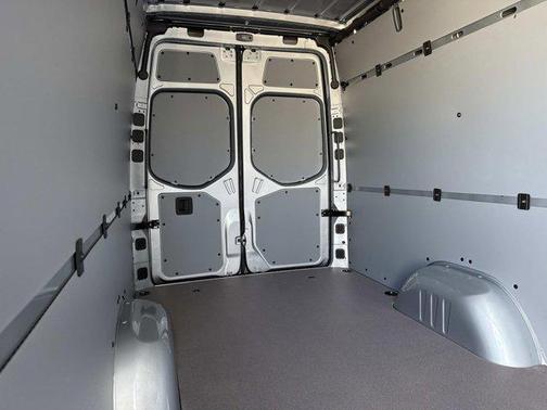 2026 Mercedes-Benz Sprinter 2500 High Roof