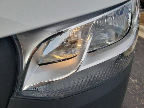 2025 Mercedes-Benz Sprinter 2500 Standard Roof