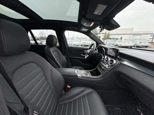 2022 Mercedes-Benz GLC 300 4MATIC