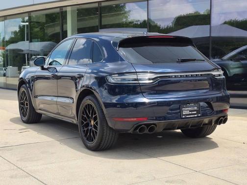 Night Blue Metallic 2020 Porsche Macan