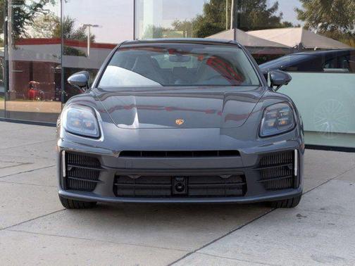 2026 Porsche Panamera 4 E-Hybrid