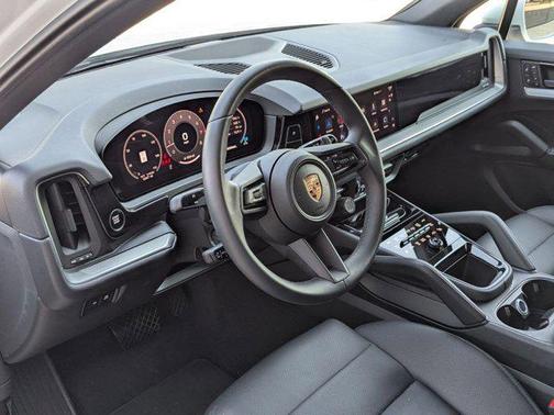 2025 Porsche Cayenne Cayenne