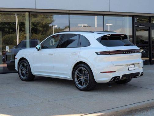 2025 Porsche Cayenne Cayenne