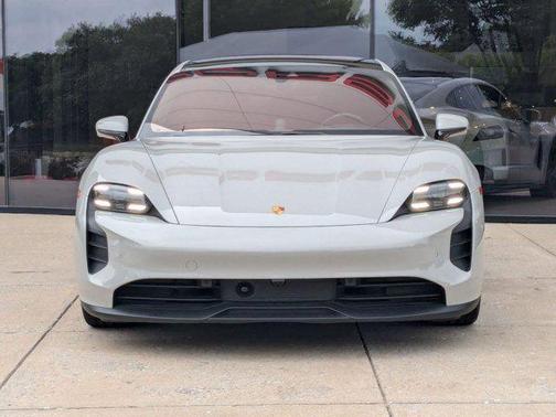 2023 Porsche Taycan GTS