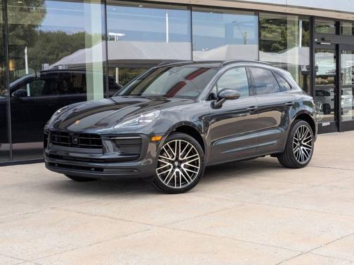 Volcano Grey Metallic 2026 Porsche Macan