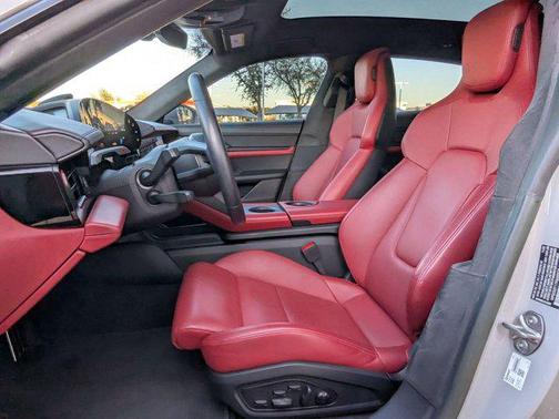 2023 Porsche Taycan GTS