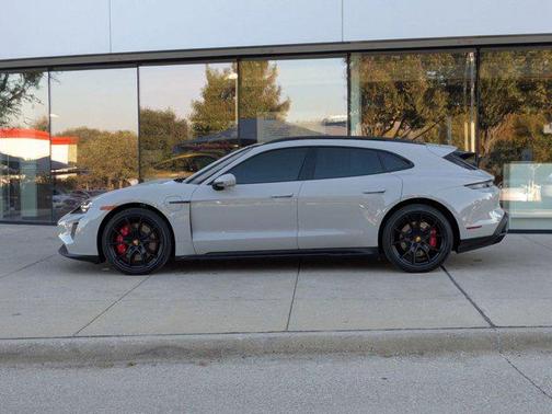 2023 Porsche Taycan GTS