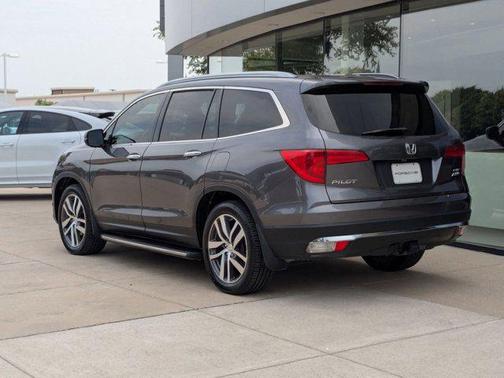 2017 Honda Pilot Elite