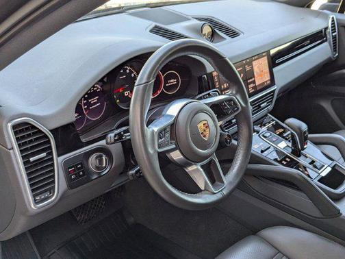 2021 Porsche Cayenne Coupe AWD