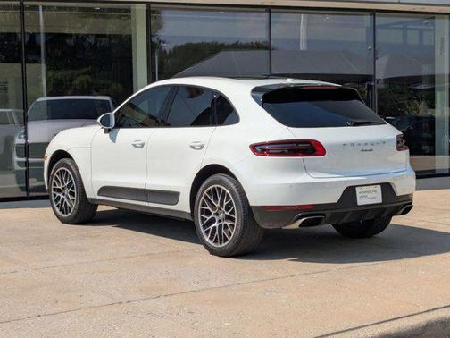 2017 Porsche Macan AWD