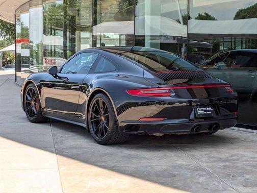 2019 Porsche 911 Carrera 4S