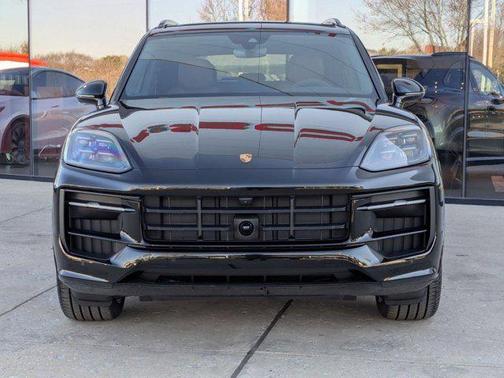 2026 Porsche Cayenne GTS