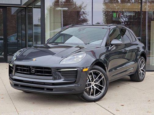 2026 Porsche Macan AWD