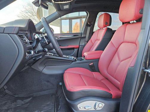 2026 Porsche Macan T