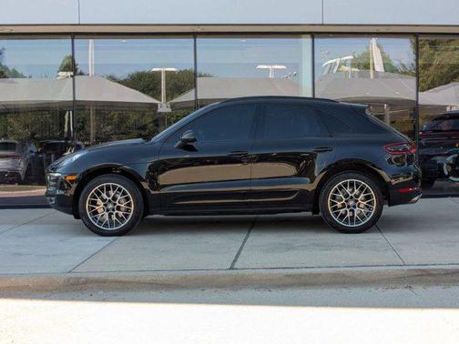 2018 Porsche Macan S