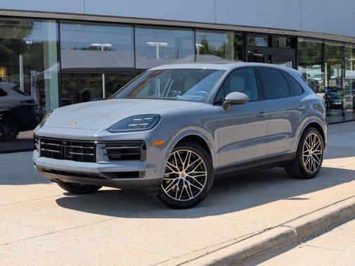 2025 Porsche Cayenne AWD