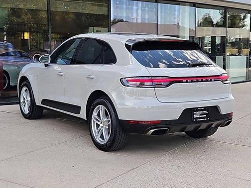 Chalk 2021 Porsche Macan