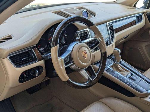 2017 Porsche Macan GTS