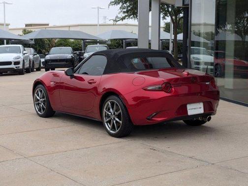 2022 Mazda MX-5 Miata Grand Touring