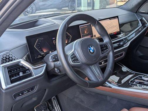 2024 BMW X7 xDrive40i