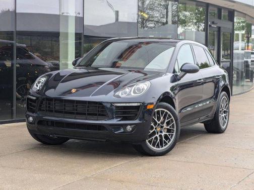 2017 Porsche Macan Base