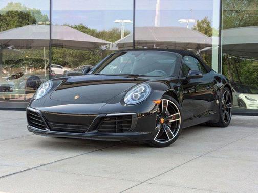 2017 Porsche 911 Carrera