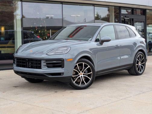 Arctic Grey 2026 Porsche Cayenne