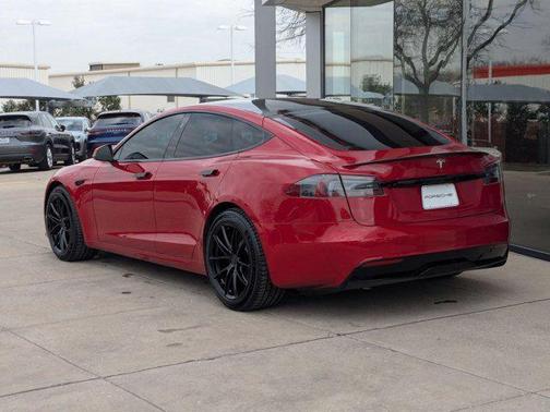 2021 Tesla Model S Plaid