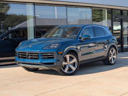 2025 Porsche Cayenne AWD