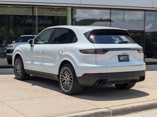 2022 Porsche Cayenne AWD
