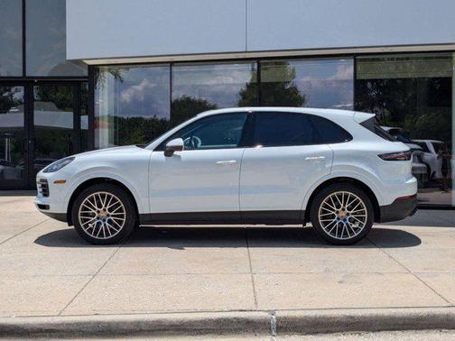 2022 Porsche Cayenne AWD